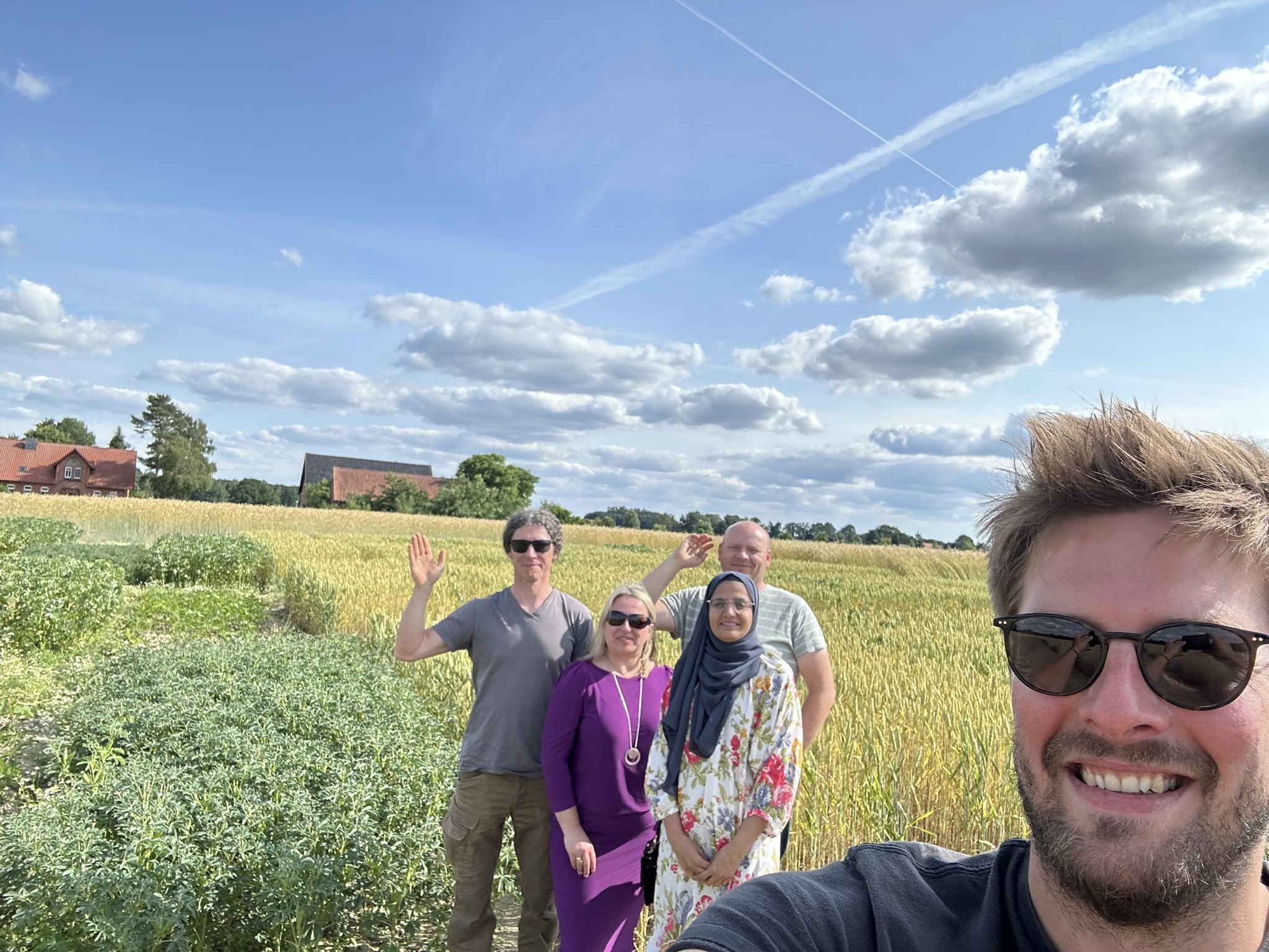 Researchers on the field in Assendorf, Germany